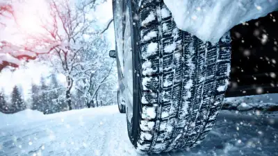 A qui la chance, mega vente de pneu neuf d'hiver. Rabais de 15 - 75% de rabais. Prix valide jusqu'a...