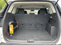 Double L Motors Ltd. For Sale: 2019 Ford Escape SE 4WD Reliable, Stylish, Ready for Adventure! Relia... (image 6)