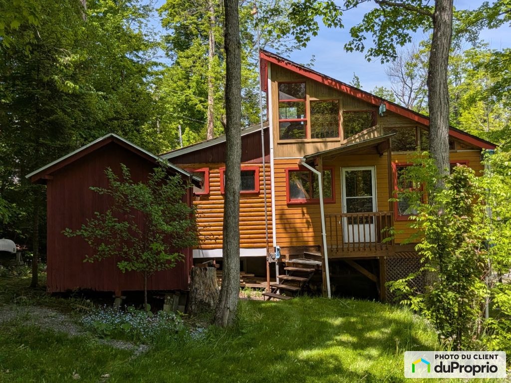 $395,000 - Cottage for sale in Magog — photo 1