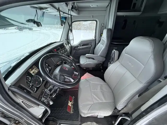 2019 KENWORTH T880 in Heavy Trucks in Saskatoon - Image 13
