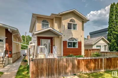 Property Information: Custom built 2 storey with a total of 5 bedrooms and a second kitchen in basem...
