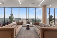 2 Bedroom 2 Bathroom Units Starting From $2350/month + Hydro Two modern towers in vibrant Centretown... (image 7)