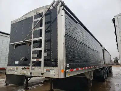 Golden West Trailer & Equipment is happy to help you get into your next trailer! 2017 WILSON SUPER B...