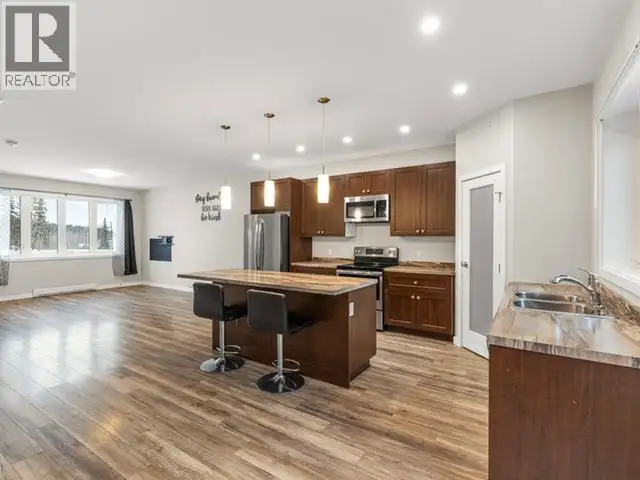 2 MACKENZIE COURT Whitehorse, Yukon in Houses for Sale in Whitehorse - Image 10