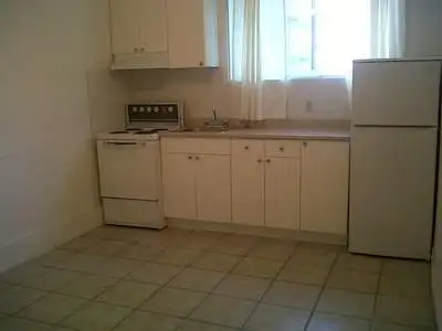 Ste-Foy 1 1/2 à 10min à pied CEGEP Ste-Foy et UL in Long Term Rentals in Québec City - Image 2