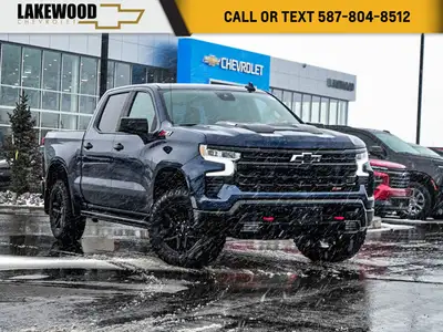 Duramax | Leather Bucket Heated Seats | Bose Audio | Heated Steering Wheel | Multi-flex Tailgate | R...