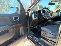 Rear View Camera, Bluetooth, Remote Keyless Entry, Power Windows, Touch Screen! If you are looking f... (image 9)