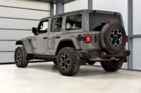 Rubicon /3.6L V6 / Groupe 2 toits / Groupe sieges en cuir / Ensemble temps froid / Attelage de remor... (image 7)