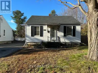 954 FISHER AVENUE Ottawa, Ontario