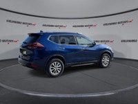 This Nissan Rogue has a powerful Gas 4cyl 2.5 L engine powering this Variable transmission. Power Dr... (image 7)