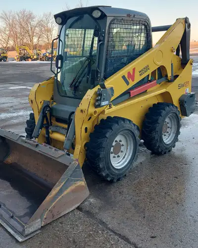 75HP Turbo Diesel, Joystick controls, full cab, air ride seat, variable speed hyd drive fan, Hyd buc...