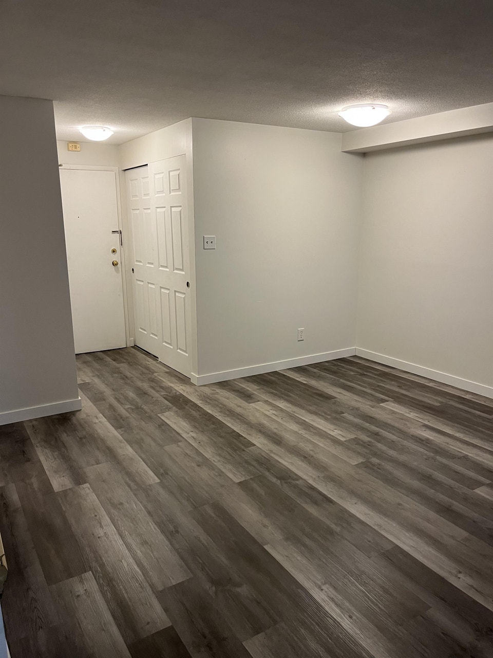 485 First Ave W - 2 Bedroom 1 Bathroom Apartment for Rent 3