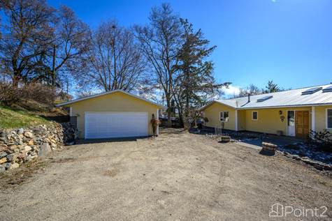 7688 Tronson Road in Houses for Sale in Vernon - Image 4