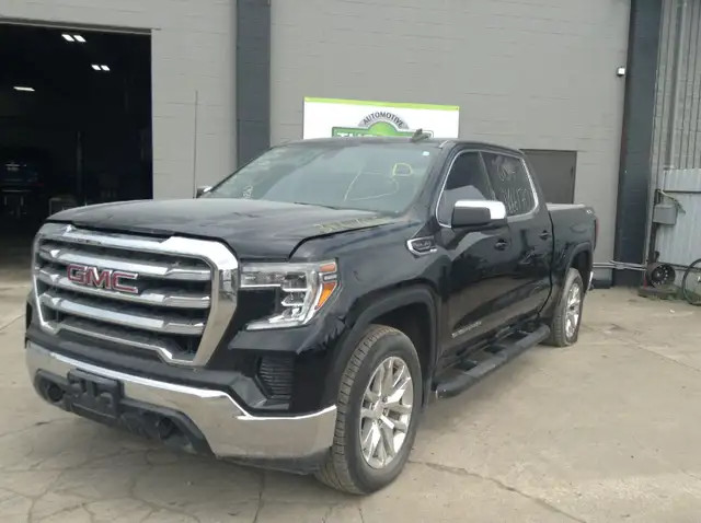 2019 GMC Running Boards Black in Other Parts & Accessories in St. Catharines - Image 3