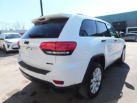 Auto Global - Montréal 2017 Jeep Grand Cherokee JAMAIS ACCIDENTÉE Navigation Caméra de Recule Détect... (image 5)