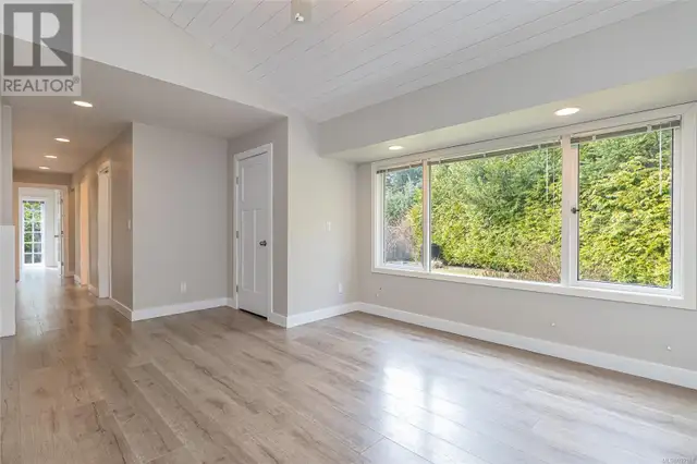 421 Quatsino Rd Qualicum Beach, British Columbia in Houses for Sale in Parksville / Qualicum Beach - Image 10