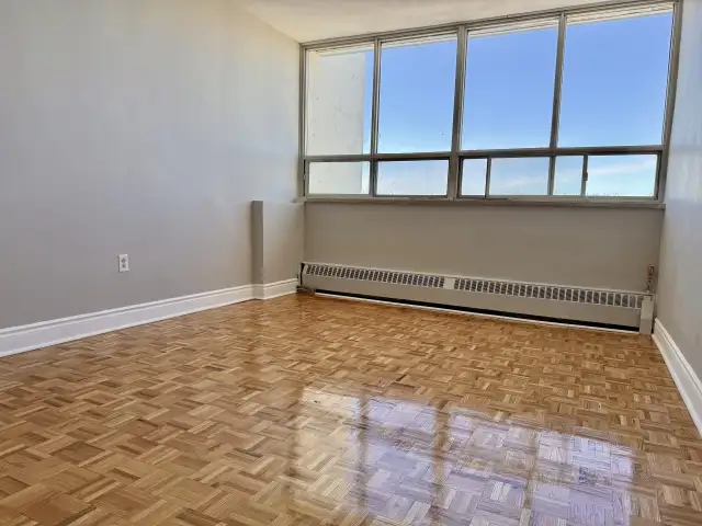 East York 2 Bedrooms Apartment for Rent - 1501 Woodbine Avenue in Long Term Rentals in Markham / York Region - Image 17