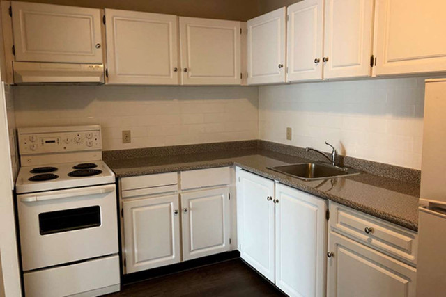 Dolphin Square Apartments - 2 Bdrm available at 8200 Park Road,  in Long Term Rentals in Richmond - Image 3