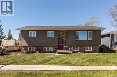 Welcome to 248 Broadway Street in the heart of Raymond — a rare opportunity to own a spacious 6-bedr...