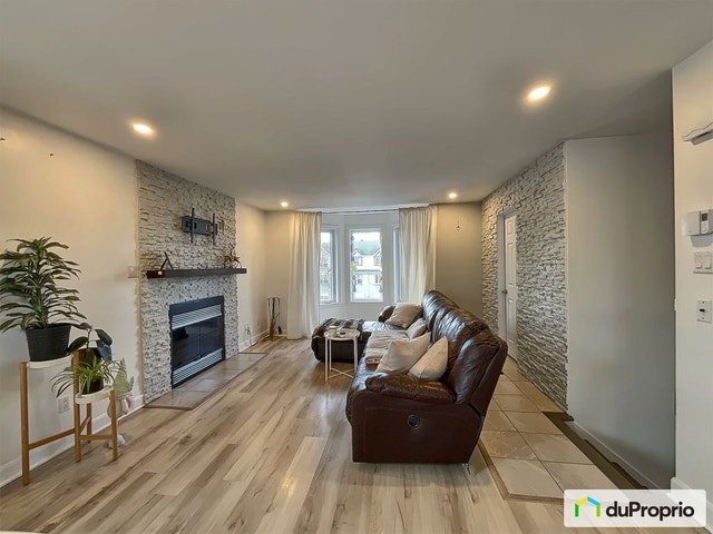 $350,000 - Condominium for sale in Otterburn Park — photo 2