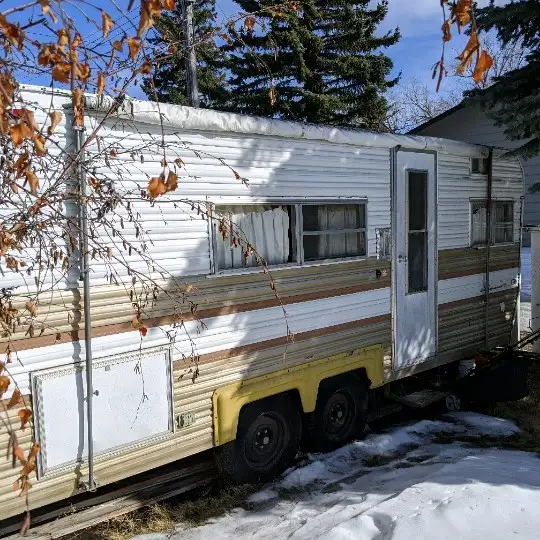 WE CAN REMOVE :- 5th WHEEL TRAILERS, MOTORHOMES, BUSES & RV'S in RV & Camper Parts & Accessories in Edmonton - Image 8