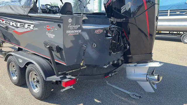 2020 TRACKER Targa V-18 Combo Fish & Ski -used fishing boat in Powerboats & Motorboats in Prince Albert - Image 29