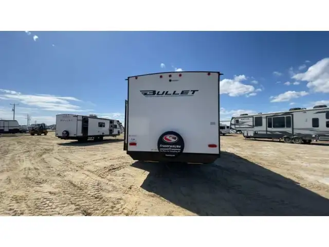 2025 Keystone RV Bullet Classic 2640BHWE in Travel Trailers & Campers in Edmonton - Image 12