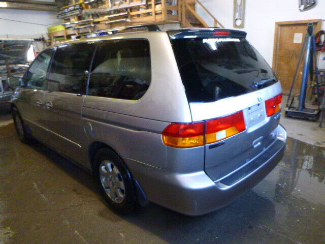 2003 Honda Odyssey for Parts in Other Parts & Accessories in Swift Current - Image 3