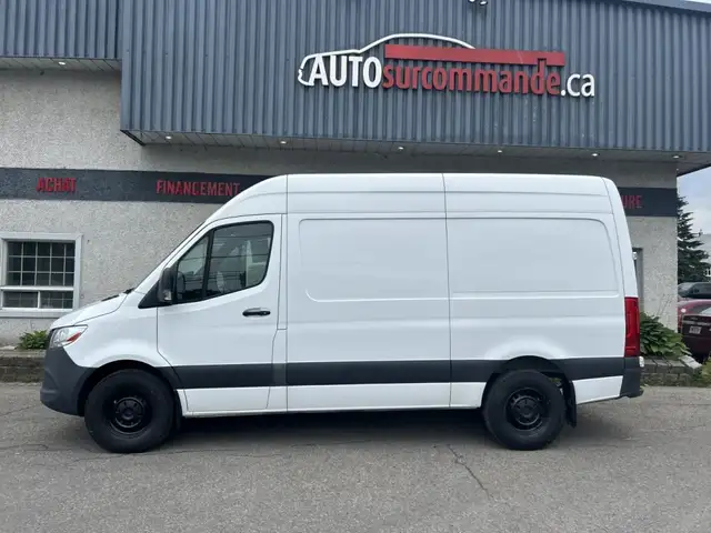 2020 Mercedes-Benz Sprinter fourgonnette toit haut - 144 in Cars & Trucks in Laval / North Shore - Image 3