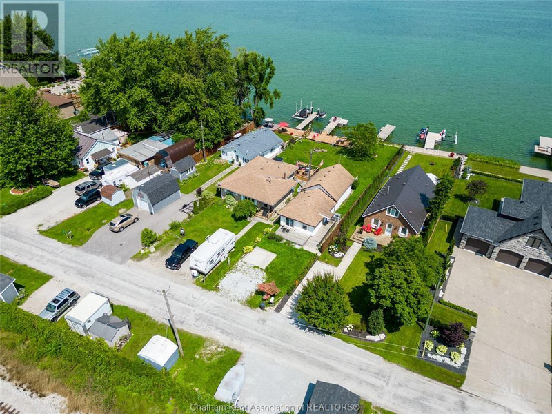 593 Ross Beach LINE Belle River, Ontario Houses for Sale Leamington