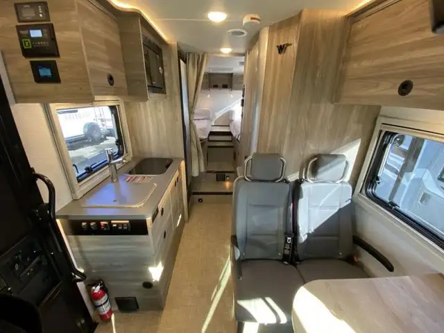 2025 Winnebago Winnebago 22A in RVs & Motorhomes in Abbotsford - Image 12