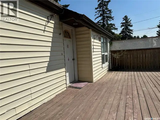 705 1st AVENUE NW Weyburn, Saskatchewan in Houses for Sale in Regina - Image 22