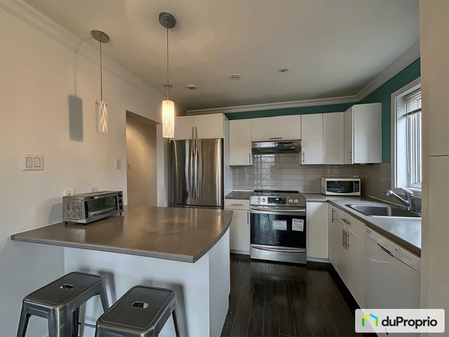 $295,900 - Condominium for sale in Longueuil (Vieux-Longueuil) — photo 3