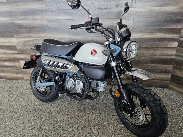 2025 Honda Monkey in Street, Cruisers & Choppers in Laval / North Shore - Image 3