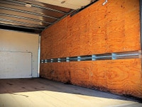 Comes equipped with: Shark fin antenna, LED Headlights, LED Daytime Running Lights, Daytime Running... (image 6)