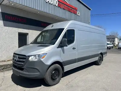 See Dealer Website for Details. 2020 Mercedes-Benz Sprinter fourgonnette toit haut - 170 GARANTIE AV...