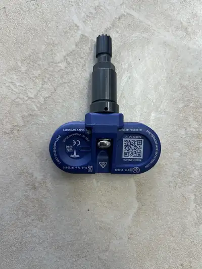 Set of Tesla Bluetooth TPMS for model 3/S/X/Y programmed $140 for set of 4