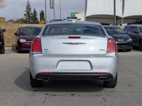 Check out this 2023 Chrysler 300 300 Touring L before it's too late! * This Chrysler 300 is a Bargai... (image 6)