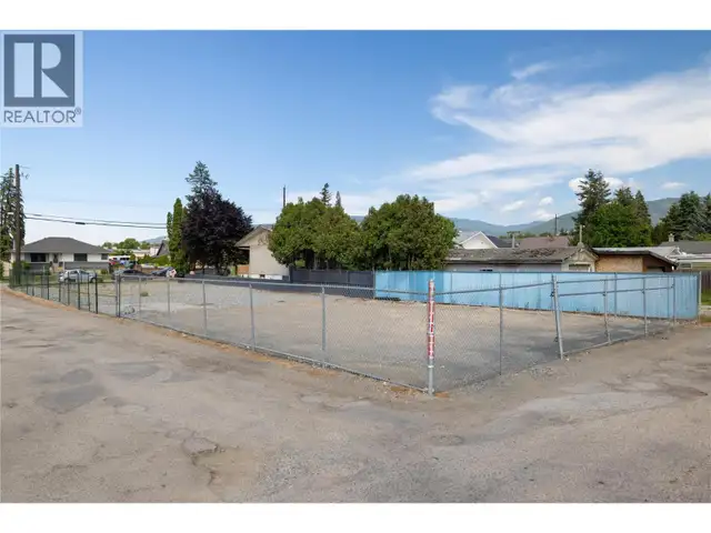 2602 45th Avenue Vernon, British Columbia in Land for Sale in Vernon - Image 5