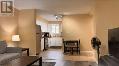 66 WEST Avenue N Unit# Lower Hamilton, Ontario