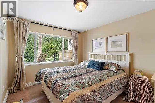 976 Lands End Rd North Saanich, British Columbia in Houses for Sale in Victoria - Image 20