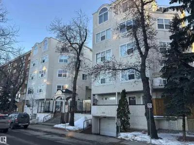 A perfectly located condo with a short walk to the U of A, shops and restaurants on Whyte Ave, Edmon...
