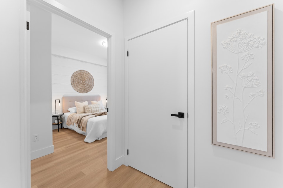 425 Fourth Street - 2 Bedroom House for Rent 5