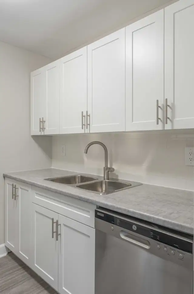 High Park Place Apartments - 2 Bedroom 1 Bathroom Apartment for  in Long Term Rentals in Sarnia - Image 13