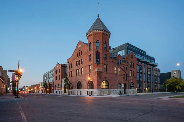 YLofts - 475 George St. N in Long Term Rentals in Peterborough - Image 2