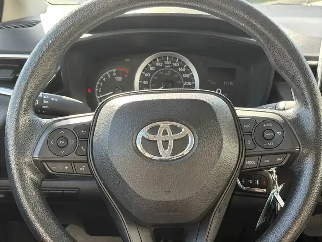 Toyota Corolla LE CVT 2021 à vendre in Cars & Trucks in City of Montréal - Image 11