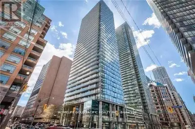 "Murano" North Tower in Prime downtown Toronto. Spacious studio unit with large balcony. Approx 425...