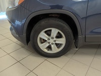This 2018 Chevrolet Trax LS is a smart fit for daily life in Dartmouth. Its blue exterior, four-door... (image 9)