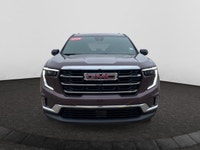 Welcome to Capital GMC! The Acadia is here! This AWDCRYTSAL METALLIC Acadia offers excellent driving... (image 7)