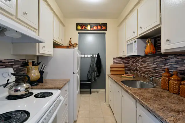2 Bedroom Apartment- All UTILITIES INCLUDED!!!63235912730881123